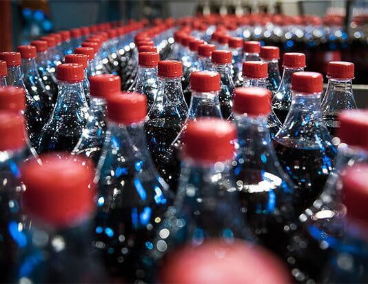 Coca-Cola відмовиться від використання пластикової упаковки