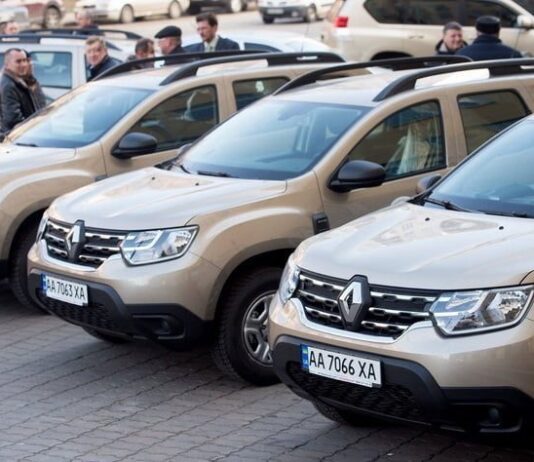 Заповідник у Житомирській області вперше за свою історію отримав спецавтомобіль від Мінприроди