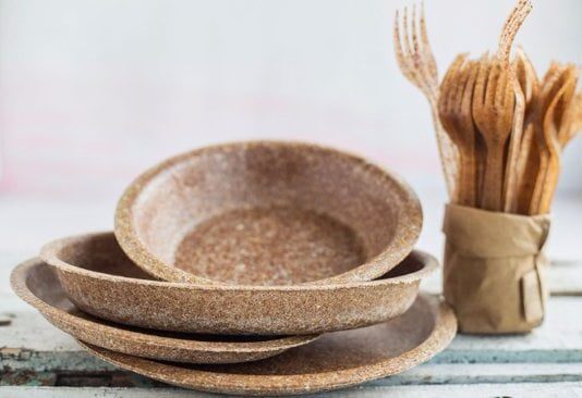 В Україні почали продавати органічний посуд із висівок
