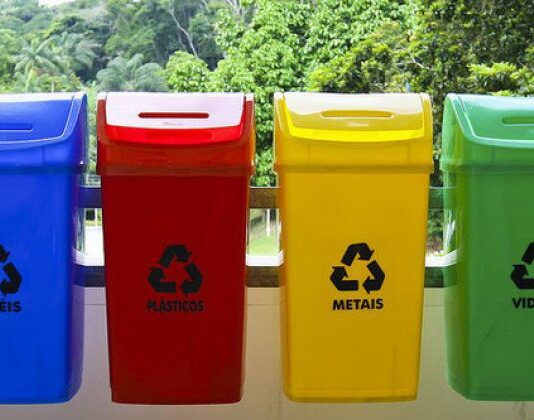 Українців змусять сортувати сміття