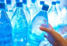 Мінеральна вода у пляшках містить мікропластик