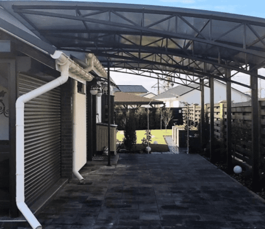 Как выбрать навес для дома?