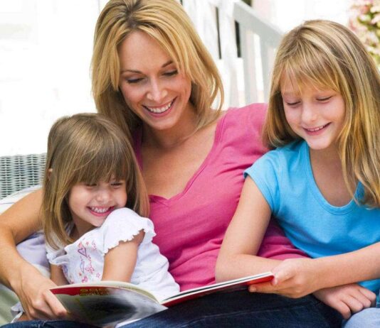 Що подарувати дитині для вивчення англійської мови?