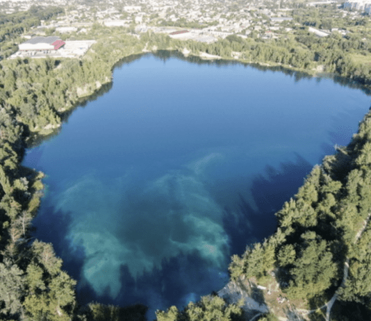 Містичне дно: житомирські кар’єри та озера з цікавою історією й прозорою водою